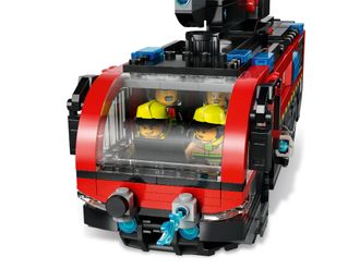 Конструктор Lego City Пожежна машина аеропорту (60499) - фото 6