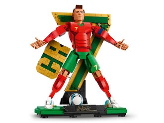 Конструктор Lego Editions Криштиану Роналду – легенда футбола (43016) - фото 2 Конструктор Lego Editions Криштиану Роналду – легенда футбола (43016) - фото 2