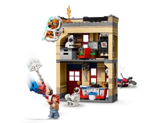 Конструктор Lego Super Heroes Квартира Питера Паркера (76317) - фото 4