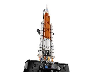 Конструктор Lego Technic Ракета с системой космического запуска NASA Artemis (42221) - фото 3 Конструктор Lego Technic Ракета с системой космического запуска NASA Artemis (42221) - фото 3