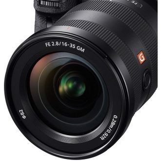 Объектив Sony FE 16-35 mm f/2.8 GM (SEL1635GM.SYX) - фото 5 Объектив Sony FE 16-35 mm f/2.8 GM (SEL1635GM.SYX) - фото 5