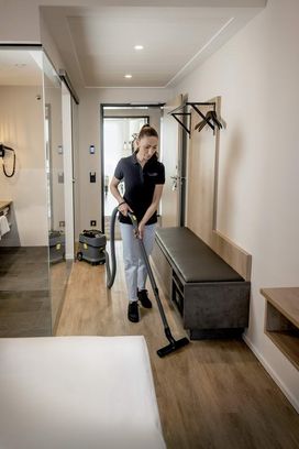 Пилосос Karcher T 15/1 Adv (1.355-304.0) Europe - фото 8