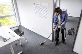 Пилосос професійний акумуляторний Karcher T 10/1 Bp без АКБ та ЗП (1.527-352.0) - фото 7 Пилосос професійний акумуляторний Karcher T 10/1 Bp без АКБ та ЗП (1.527-352.0) - фото 7