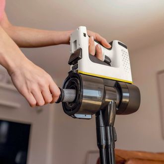 Пылесос Karcher VC 4 Cordless myHome Pet (1.198-633.0) Europe - фото 7 Пылесос Karcher VC 4 Cordless myHome Pet (1.198-633.0) Europe - фото 7