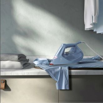 Утюг Electrolux E7SI1-8DB Europe - фото 2 Утюг Electrolux E7SI1-8DB Europe - фото 2