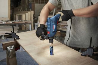 Дрель ударная BOSCH 600 Вт ЗВП (06011A0320) - фото 2 Дрель ударная BOSCH 600 Вт ЗВП (06011A0320) - фото 2