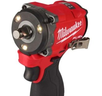 Гайкокрут ударний акумуляторний Milwaukee M12 FCIWF12G3-0 (4933493454) - фото 2 Гайкокрут ударний акумуляторний Milwaukee M12 FCIWF12G3-0 (4933493454) - фото 2