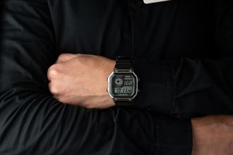 Наручний годинник Casio AE-1200WH-1CVEF - фото 4