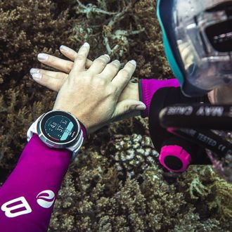 Смарт-годинник для дайвінгу Suunto D5 White (SS050181000) - фото 3 Смарт-годинник для дайвінгу Suunto D5 White (SS050181000) - фото 3