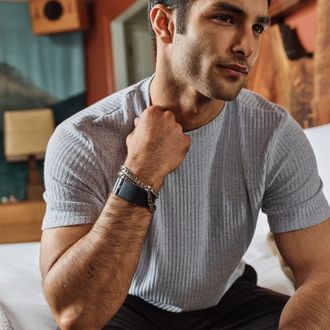 Фитнес-браслет WHOOP 5.0 MG Life LeatherLuxe Straight Band Black/Cream with Titanium - Size L - 12-Month Membership - фото 3 Фитнес-браслет WHOOP 5.0 MG Life LeatherLuxe Straight Band Black/Cream with Titanium - Size L - 12-Month Membership - фото 3