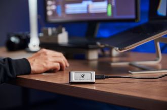 SSD накопичувач Kingston Portable USB 4.0ТB XS2000 BoC Silver (SXS2000/4000GA) - фото 3