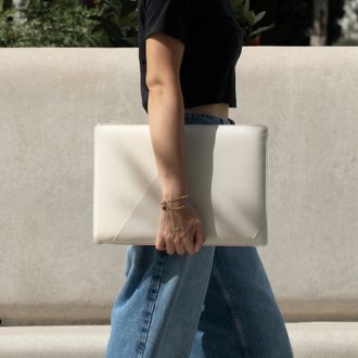 Чехол Native Union Stow Slim 16" Sleeve Case Sandstone for MacBook Pro 16"/MacBook Air 15" (STOW-MBS-SAN-16) - фото 6