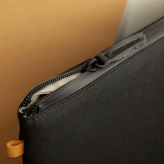Чехол Native Union W.F.A Stow Lite 16" Sleeve Case Black for MacBook Pro 16" (STOW-LT-MBS-BLK-16) - фото 3