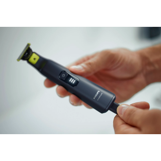 Триммер Philips Norelco OneBlade Pro 360 Face QP6531/70 Europe - фото 2