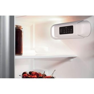Вбудована холодильна камера Whirlpool ARG 180702 Europe - фото 6 Вбудована холодильна камера Whirlpool ARG 180702 Europe - фото 6