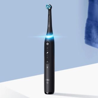 Электрическая зубная щетка Oral-B iO Series 5N (iOG5.1B6.2DK) Black Europe - фото 4