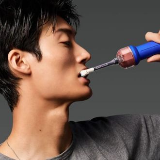 Щетка-ирригатор 2-в-1 Dyson CameraJet Ultra Blue (638166-91) Open Box - фото 4 Щетка-ирригатор 2-в-1 Dyson CameraJet Ultra Blue (638166-91) Open Box - фото 4