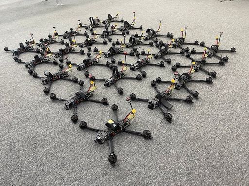 Квадрокоптер FPV камікадзе R1